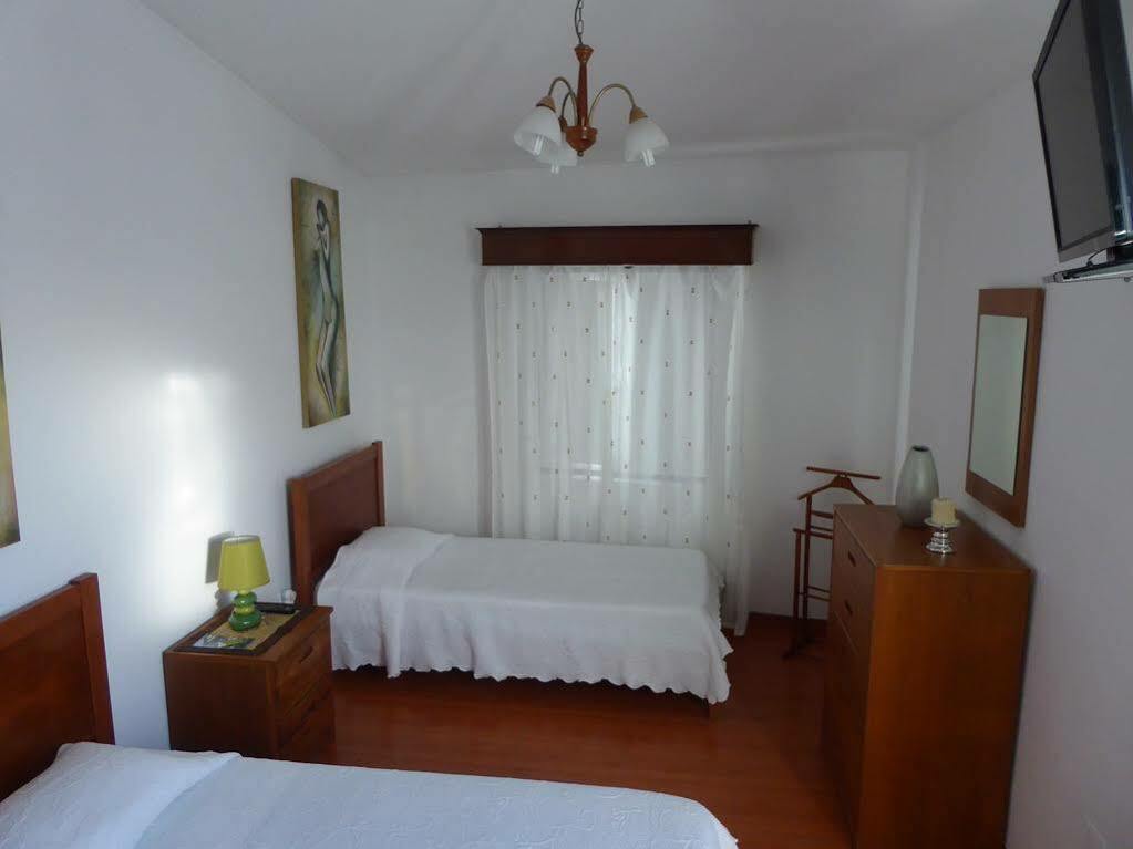 Angra do Heroísmo Casa De Hospedes Isaias מראה חיצוני תמונה